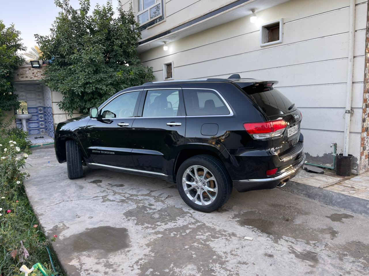 السلام عليكم
جيب سومات 2018

السيارة ضربتها يم الرقم بالصندوق الخلفي والسونار موجود بالمنشور 

مكينه سته سلندر V6 3,600 

السياره فولل مواصفات السومات معروفه بنوراما رادارات حساسات  شاشه جبيره صندوق كهرباء كلشي مواصفاتها فول للأخير 

رقمها بغداد الجديد الدولي 

مكانها ديالى 

سعرها 278 $

رقمي ***********
