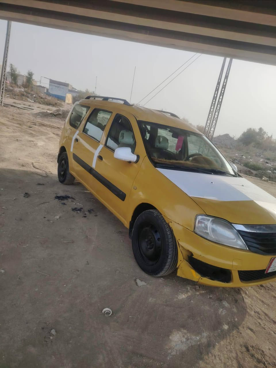 السلام عليكم خوان سيارة رينو 7 راكب مديل 10 سيارة نضيفة كهربيات كلة شغالة مكنية بيها خيط بخار و جاملغ صبغ حزام باقي كلة كفالة السعر 45 بيها مجال المكان السماوة قضاء الهلال الستفسار ***********
