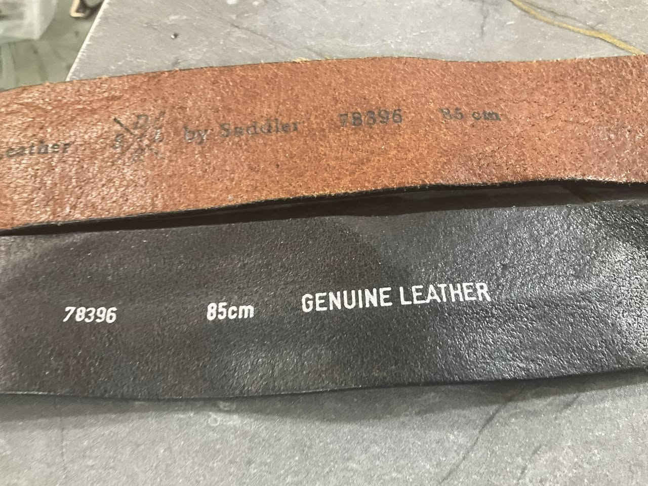 احزمة جلد طبيعي ايطالي قياس 105 سم


**إذا كنت صاحب هذا الإعلان وتريد حذفه لأي سبب، رجاءا أرسل رسالة إلى الدعم الفني**