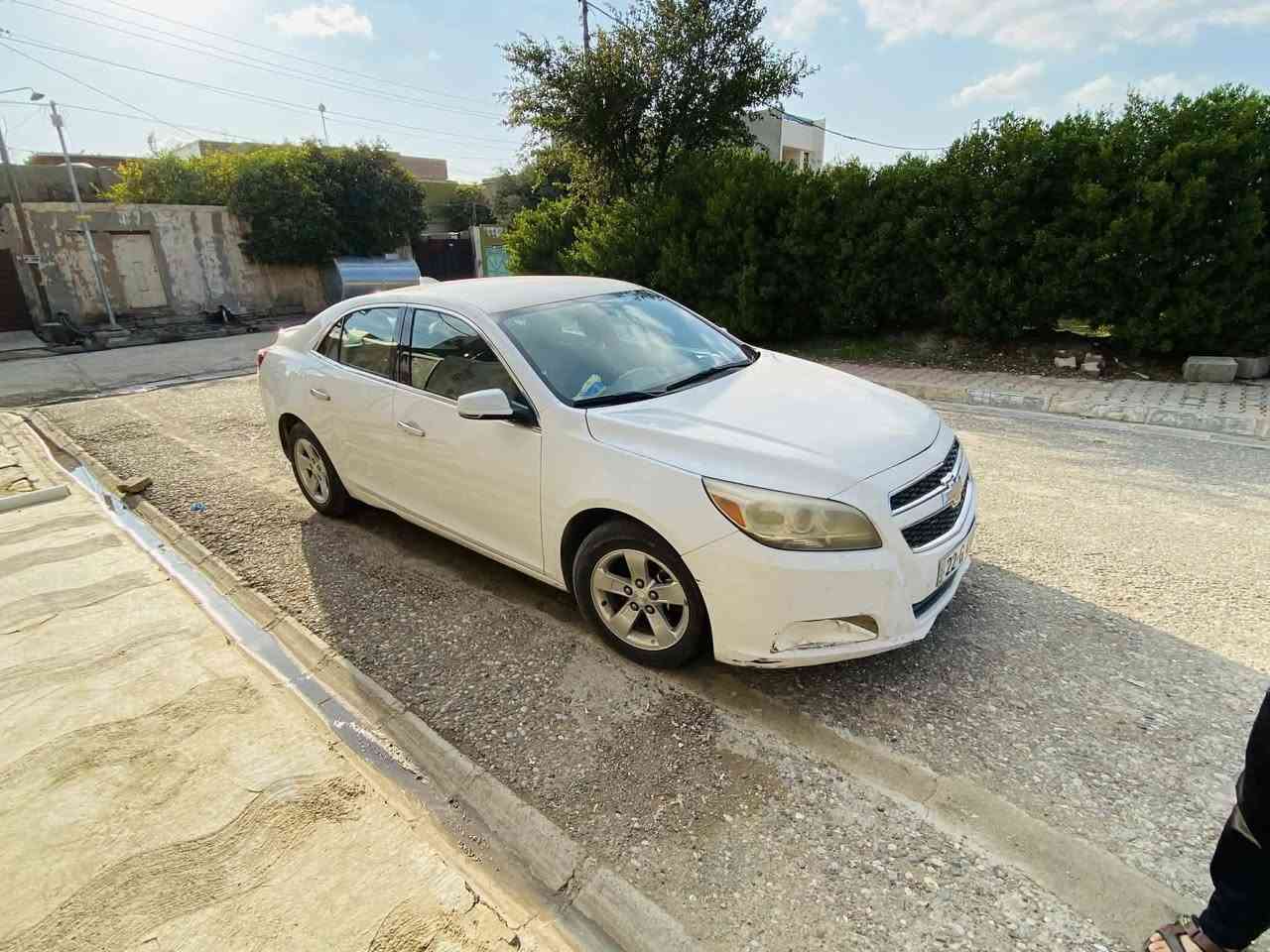 سلام عليكم 
 ماليبو كندي للبيع موديل ٢٠١٦ محرك ٢.٤ 
سنويه جديد لحد ٢٨ شرط تحويل 
تبريد و تدفىه شرط تحكم استيرن شاشه 
ضرر بونيد و جاملغ بدون دواخل 
بيه بطاقه بنزين 
سعر ٩٥ وبيه مجال  
رقم ***********
