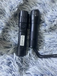 لايتين • حديد • بلاستك