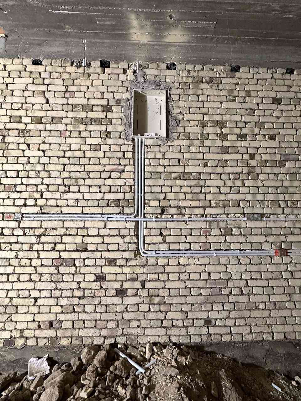 ( بســـــــــــــــــــــم_الله_الرحمــــــــــن_الرحيـم )
               
  تم الانتهاء من مرحلة الثانية النزالات
 الحفر بالكوسره والتنزيل البوري  وتثبيت البوكسات باليزر      وتثبيت البنل والسراكت وراك الكامرات وراك الراوتر…………

🌹🌹🌹 حسب تندر العمل مع صاحب المنزل 📝📝📝✔️
.……………………………………………………………

موقع العمل #محافظة_ميسان_العماره……  حي الحسين  

 مساحة المنزل 200
……………………………………………………………… 

 ( محمد علي للتأسيسات الكهربائية والانارة💡💡 الحديثه )
……………………………………………………………… 

كادر محمد الكهربائي متخصص في كافة انواع التأسيسات الكهربائية
  #منازل 🏨 #بنايات🏬 #محال_تجارية 🏪
وكافة الأعمال الكهربائية و المنظومات 🛠️💡⚡
……………………………………………………………… 

        ويحتوي على 🔽🔽

 🔴  منظومة  كامرات مراقبه........  🖥️ 📸
 🔴  منظومة  أنترنيت…………… . .. 📱📲
 🔴  منظومة  مجمع ستلايت........... 🖥️📡
 🔴  منظومة  الايرث  ..................🔌🔌 
 🔴  نظام الفوتوسيل للاناره الخارجيه………🌇🎑
 🔴  منظومة الحريق……… .🔥🔥🧯🧯
 🔴 منظومة السماعات الداخليه 🎤🔊🔊
 🔴  تثبيت بواري السبالت وبواري التقطير وبوكسات الاستراحه 
     ـــــــــــــــــــــــــــــــــــــــــــــــــــــــــــــــــــــــــــــــ

#للتواصل_والاستفسار 📞👇

أسيا  ➖ 📲  ***********
#العماره
#ميسان
#محافضه
#اكسبلور
#مشاهير
#مشاهدات
