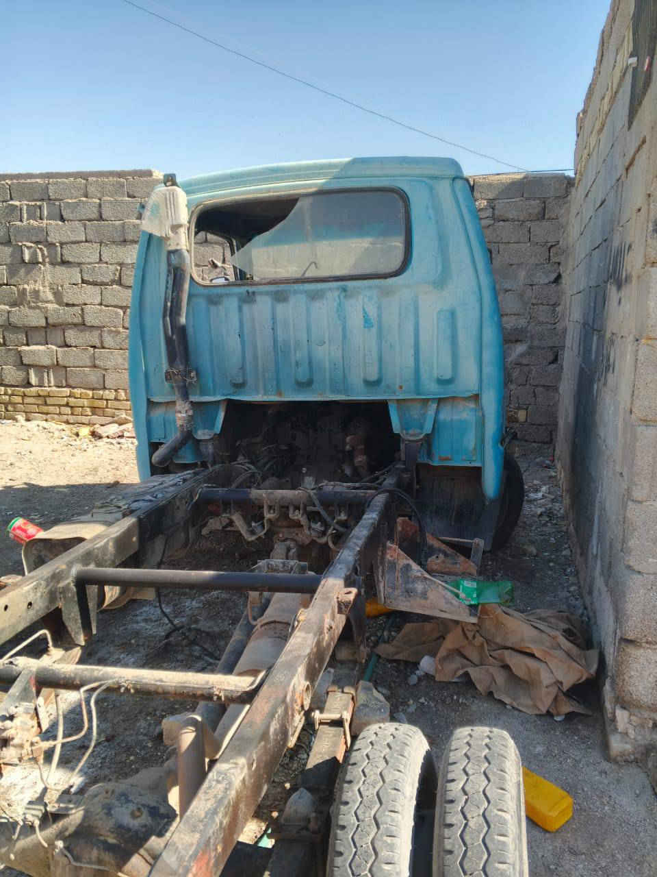 شاصي كيا بنكو طويل موديل ٩٤بدون رقم السعر٨ورقات 
المكان العماره للاستفسار ***********
