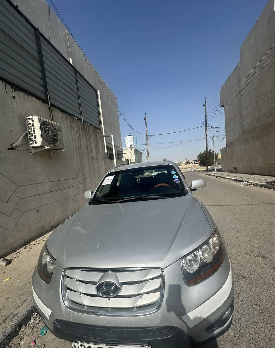 السلام وعليكم سياره سنتافي 2009 سياره بل جيس جديده كلش مكينه جديده كلش مامفتوحه سياره كاز الك حصه وين اي محطه سياره كلش حلوه الرقم الهاتف ***********
