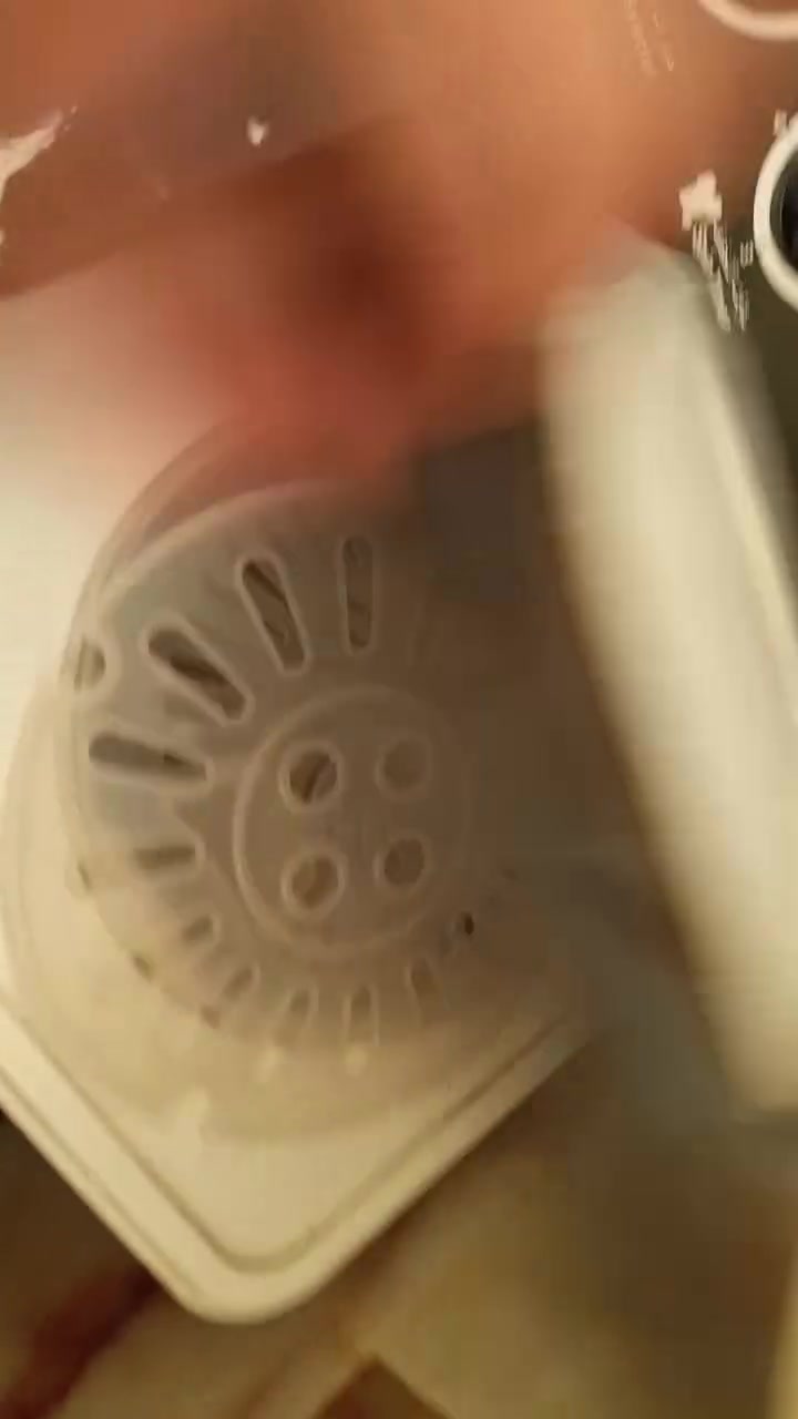 السعار على هذا رقم ***********
