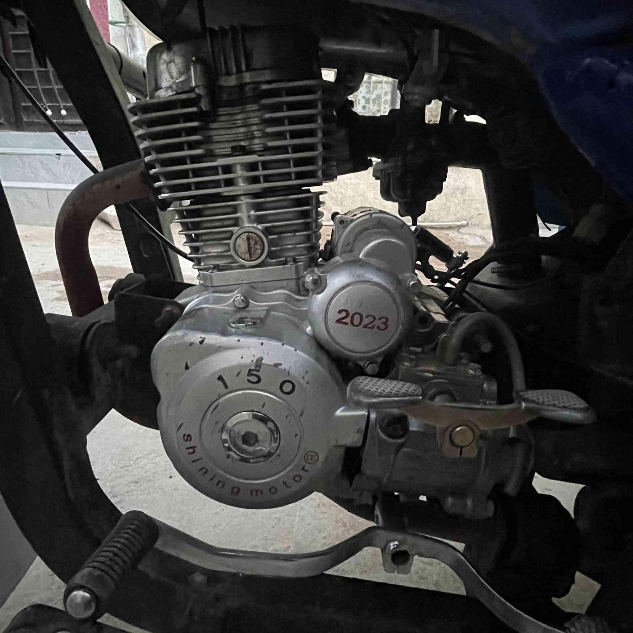 السلام عليكم ستوته  موديل 2018 اوراق اصولي وبيهة مكينه 2023 الشواصي جديده مابيه قطره لحيم وبيهة محجر ودوشمه جديده)السعر 1300 وبيهة مجال حك الجيه مكاني كربلاء الجاير قرب اسواق تفاحه رقمي ***********
