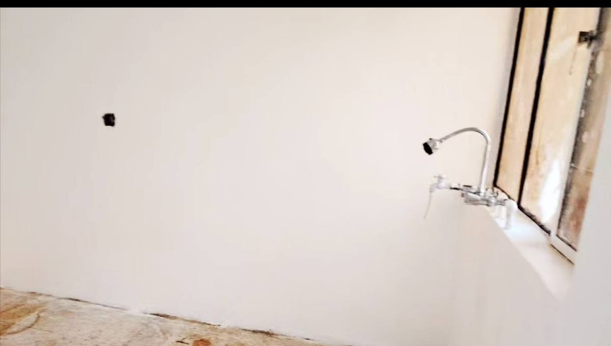 #اعلان_سكني 📒
دار للبيع في حي السُكَر 
#المساحة/  ١٣٦ متر/
#الجبهة/ ٦ ونصف متر  /
#الطابق١//  ٢ غرفة نوم   استقبال مطبخ صالة صحيات 
#الطابق٢// لايوجد

#***********
#***********

قناة التلكرام/
https://t.me/Mosul_Realestate

موقع الانستا/
https://www.instagram.com/mosul_realestate

قناة اليوتيوب/
https://youtube.com/@mosul_real_estate

#مؤمن_للعقار 
#اعلان_تجاري
#اعلان_سكني
#الصديق #الحدباء #الكندي #البلديات #السُكر #الكفاءات #المثنى #النور #البريد #المصارف #الزهور #القادسية #الايمن #الايسر 
#الموصل
#نينوى
#العراق
