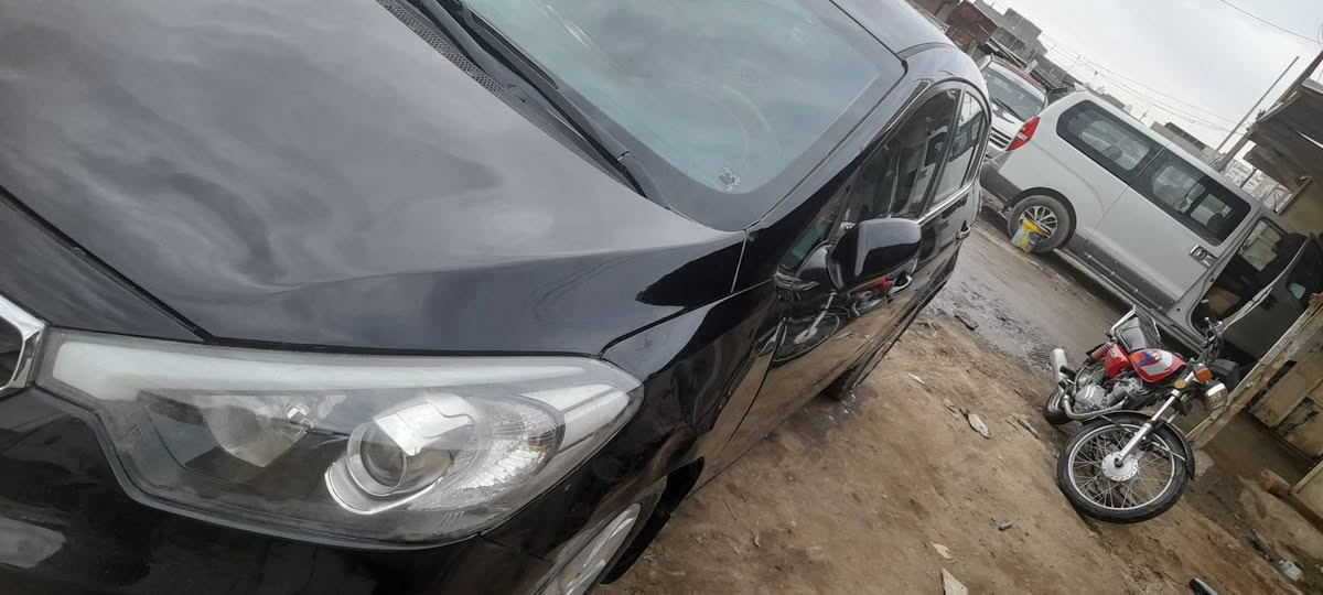 كيا فورتي ٢٠١٥ رقم بغداد
كير ومكينه وتبريد وحداديه وتخم تاير جديد 
صبغ ٣ قطع بدون دواخل 
السعر ٨٨ $
***********
مكاني بابل
