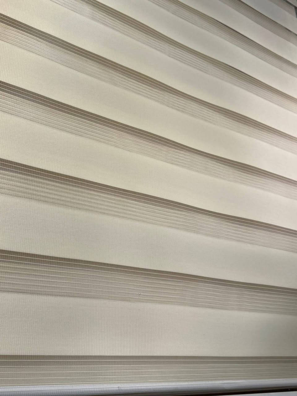 زبائنا الكرام
مساكم الله بألف خير  ستتوفر قريبا ستائر سحب زيبرا
الأسعار كلاتي
1متر = 14000
1.5= 19000
2متر = 24000
2.5 =29000
للطلب على الخاص او على الرقم أدناه
واتساب فقط ***********
