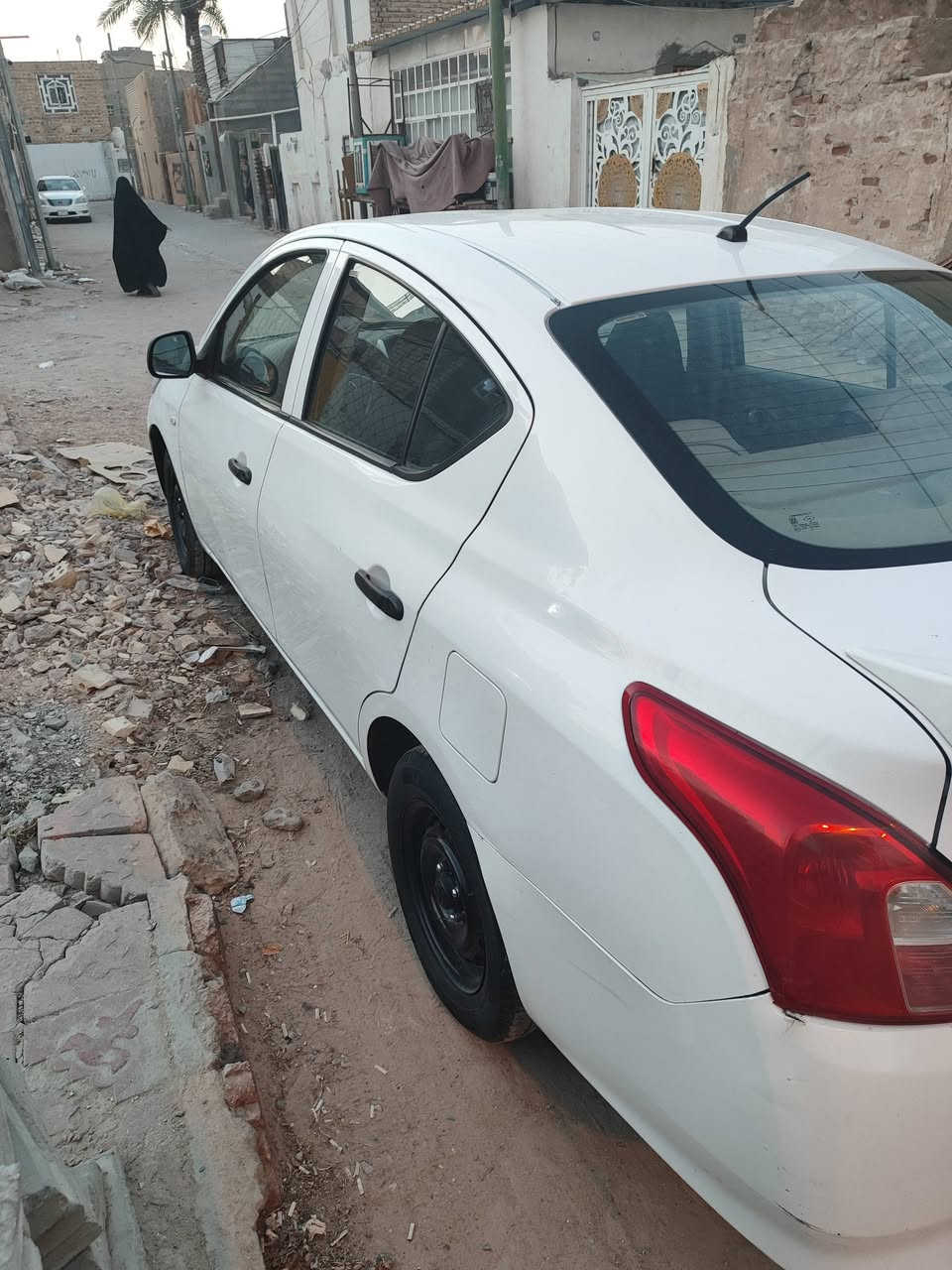 سلام عليكم نيسان صني هندي مديل 2020 سياره جاهزه مكينه كير حدادي تبريد كلش كامل اي ضربه مابيه بس صبح عل بارد سعره 93 بيها مجال لشراي *********** توصل علئ رقم نجف
