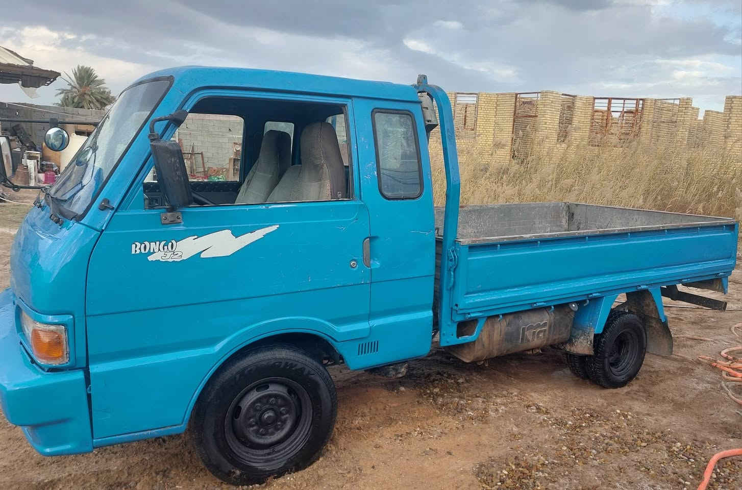 سلام عليكم
للبيع 
كيا بنكو موديل 1997 
قماره وربع 
7جينكال 
رقم انكليزي بغداد 
تحويل ثاني يوم 
سيارة نظيفه 
السعر 48  وبيها مجال 
اتصال  او واتساب 
  ***********
