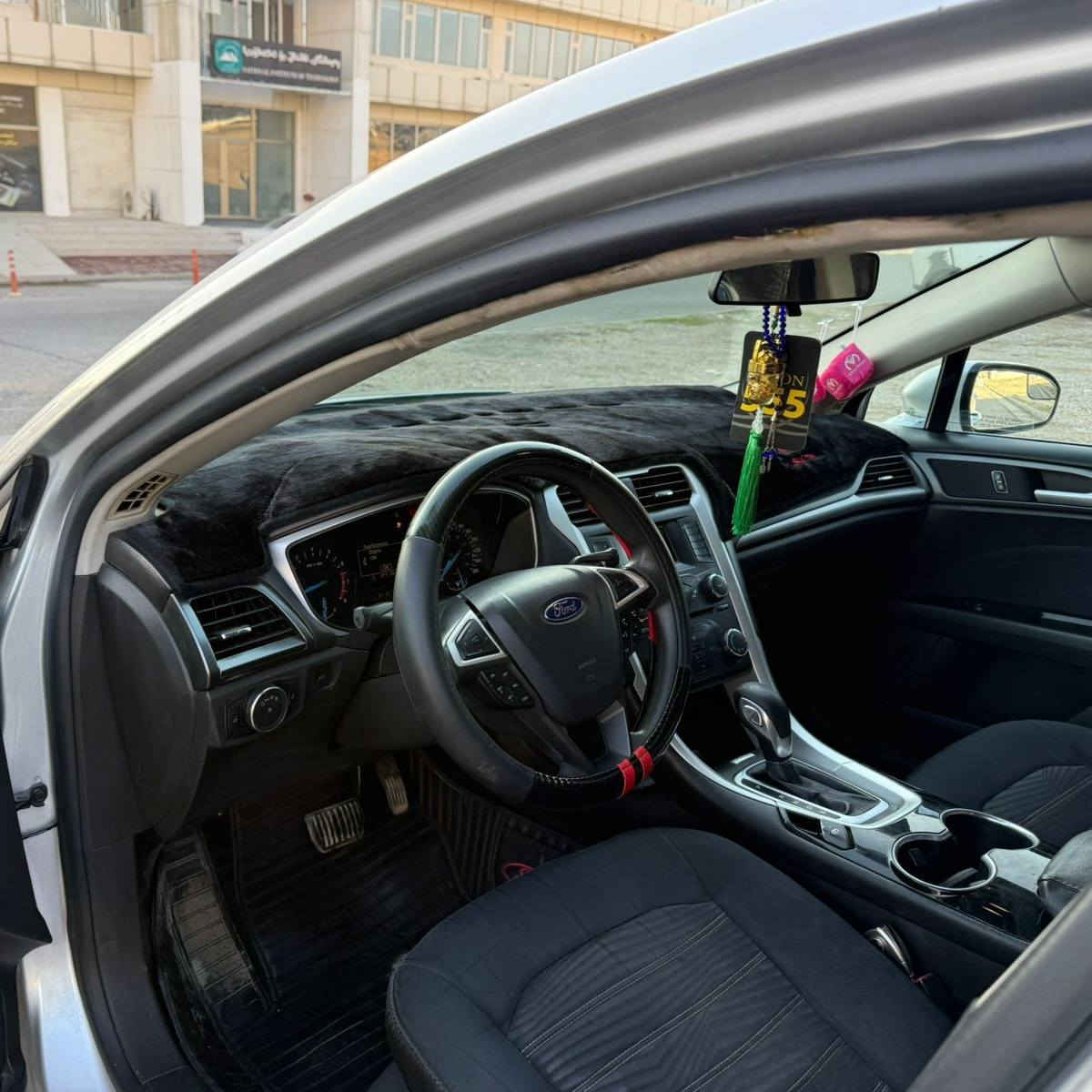 فۆڕت ڤیوشن 2016 مواسەفات se
122 هەزار مایل ڕۆیوە
سەیارەکە یەک پارچە بۆیاخی 
یەک چەمەلەخی دوای سایەق بۆیاخی ئەمریکایە 
لەسەر ساخی 
دو درگاشی گۆڕاوە بە بیلاد
 لەسەر قرچێکی بچوک کە لە دەعمەکەدا دیارە
سەیارەکە زۆر جایزە 
٤ تایەی تازەیە 
یەک چرکەو گەڵایەکم لێ ببڕە 
سەیارەکە ماڵی دۆستە سەنەوی تا ٢٠٢٧ تازەیە

سـعـر : لە کۆمێنت داوابکە ڕاستەوخۆ بۆت دێت 📥 

گێڕ مەکینە کارە بای هەمو گیانی بەشەرت 
هیچ کێشەیەکی تێدا نییە 

ژمارەی خاوەنەکەی 
***********
***********
