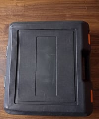 جنطة بلاستك • جديدة • عدة يدوية