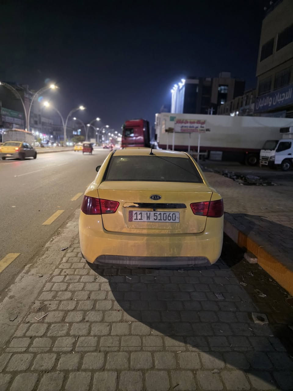 سلام عليكم سياره فورتي موديل 12 للبيع السياره تجفيت جديد مثل ما موضح بل فيدو صدر امامي خلفي كله جديد مشط جديد سياره خير من الله نقصه بس غاز تبريد مكان السياره مدينه الصدر السعر 90 بيه مجال رقم *********** ما تواجد ع الفيس
