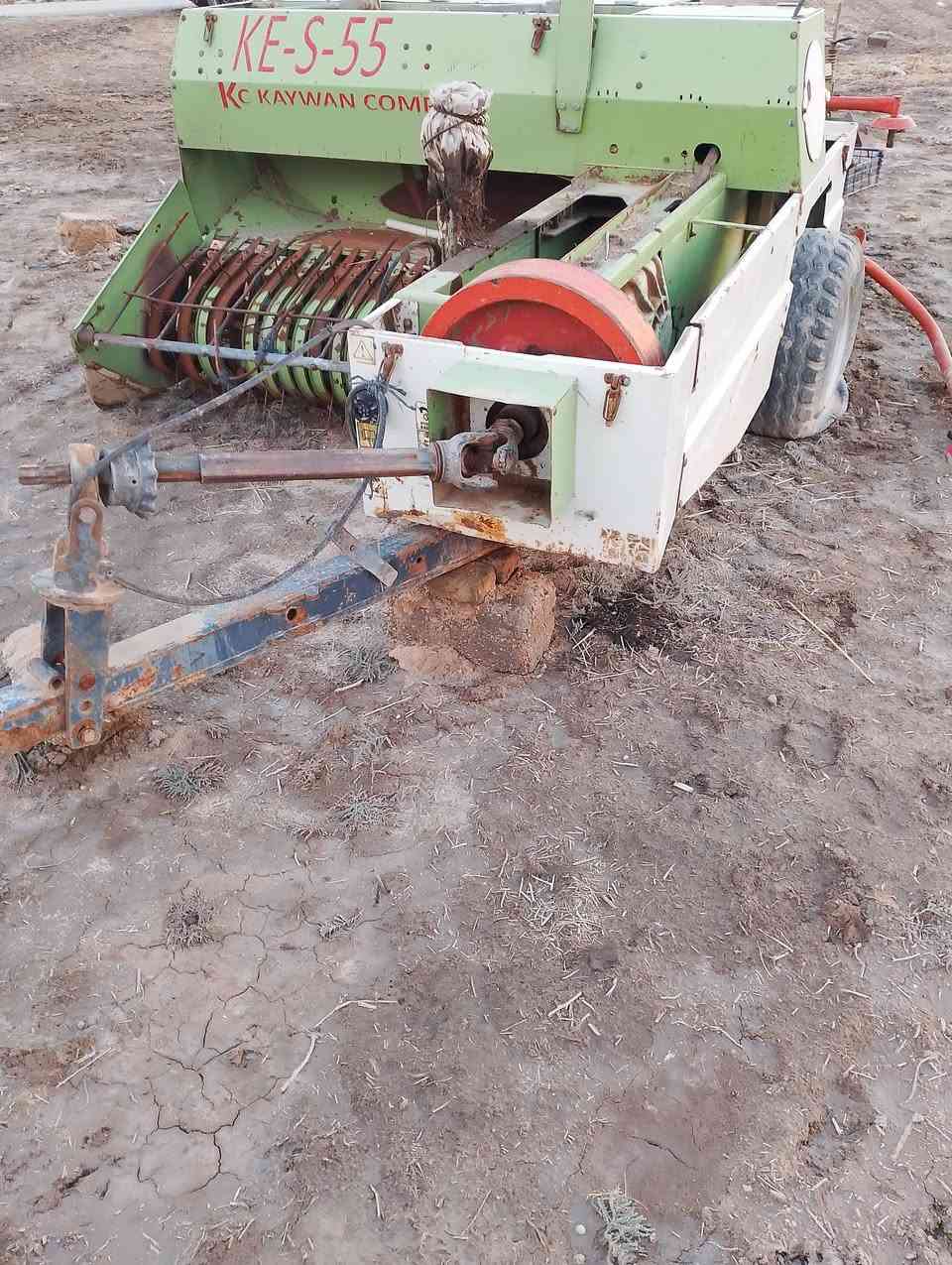 ***********.  كابسه اكلص البيع
حجم 55 سعر 2500 مليونين ونص
