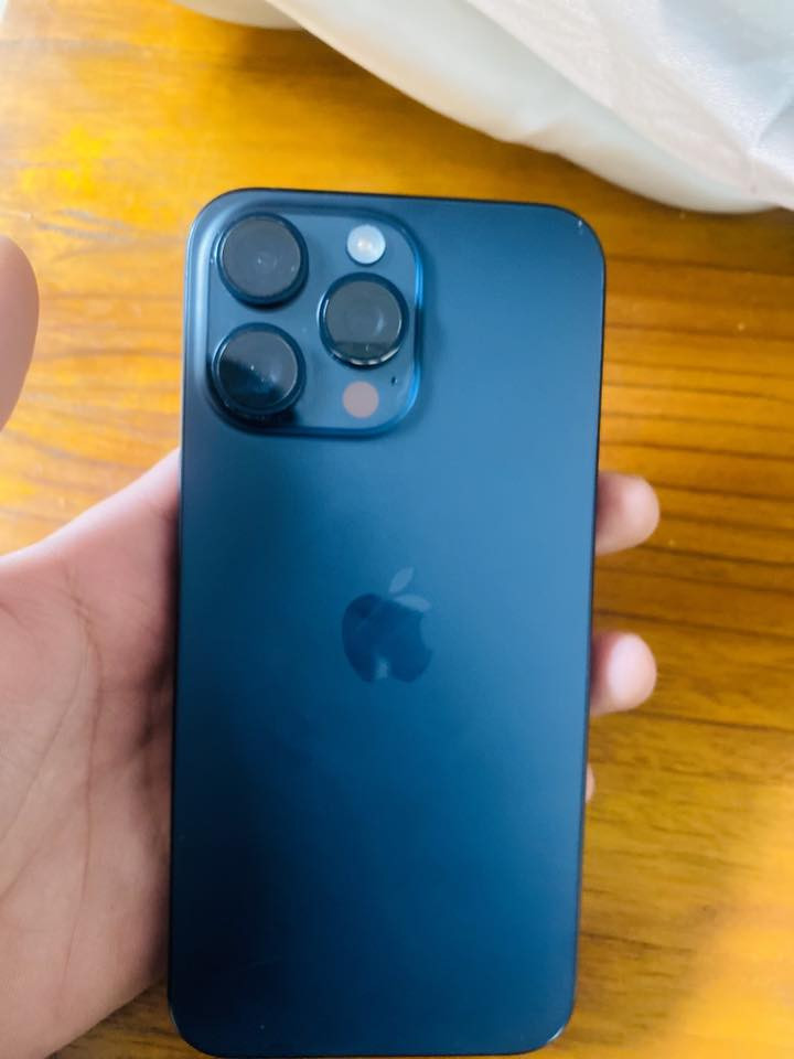 سلام عليكم
ايفون 15 برو ماكس نضافه 100 ‎%‎ الذاكرة 256g البطارية 84 اللون نيلي شخط ما بيه
السعر 990 وبيه مجال
***********
