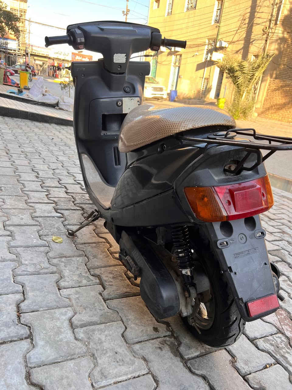 سلام عليكم بزون ياباني دراجه كلش ناعمه ونضيفه مكاني كربلاء الحر 
السعر 300وبيه مجال 
***********
