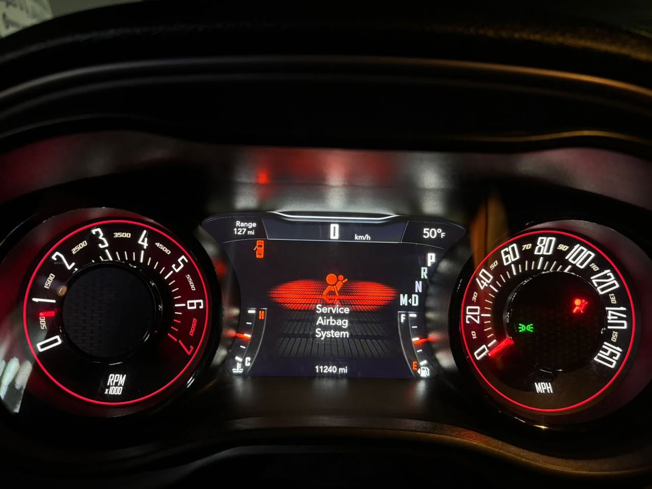 سلام عليكم 
🔹دوج جالنجر 
🔹موديل 2023
🔹دخول جديد رقم كاتي بدون وقم
🔹نوع الفئه   SXT
🔹لون مميز 🍎
🔹ماشيه 11الف 
🔹مكان سياره اربيل 
🔹حادث كما موضح بل صور 
استفسار 
☎️***********
السعر💵 187   وبيها مجال بسيط
