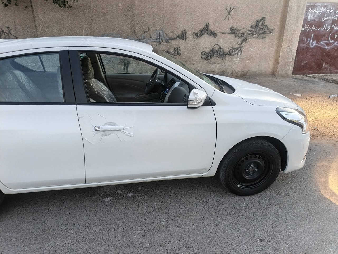 السلام عليكم سني البيع موديل 2025
ماشيه 3000 حقيقي مكفولة بيه بارد
2صابع بل جاملغ أمامي الأيسر 
الباقي كفاله كامره خلفيه شاشه لمس 
السعر 124وبيه مجال 
***********
