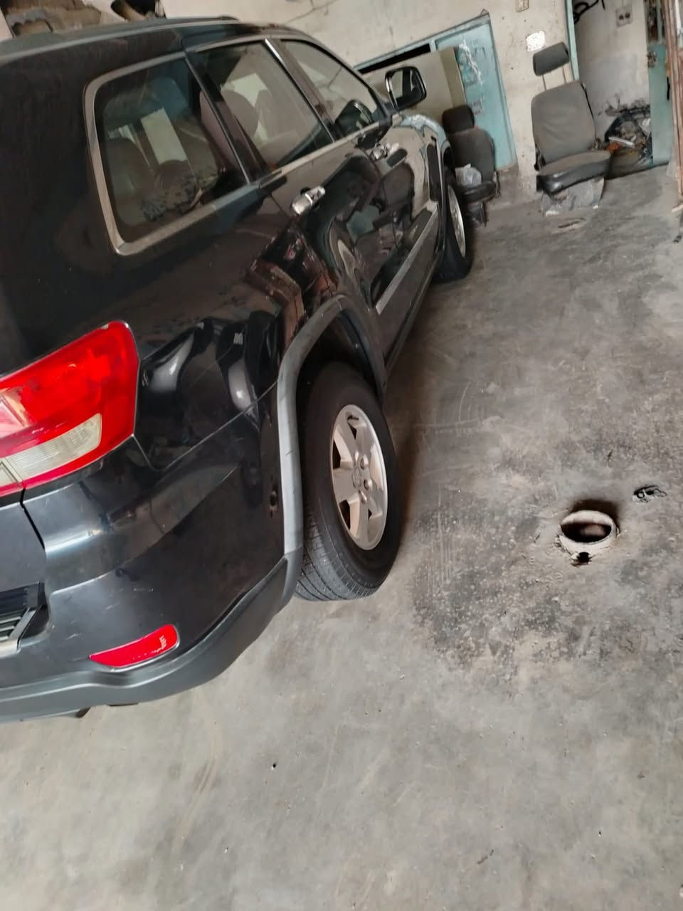 السلام عليكم Jeep موديل 2011
سياره كلين تايتل مكفوله كفاله من الصبغ 

بدون حادث 

سياره جاهزه 

تخم تاير جديد 

باسمي

*********** 

مكلف بالنشر
