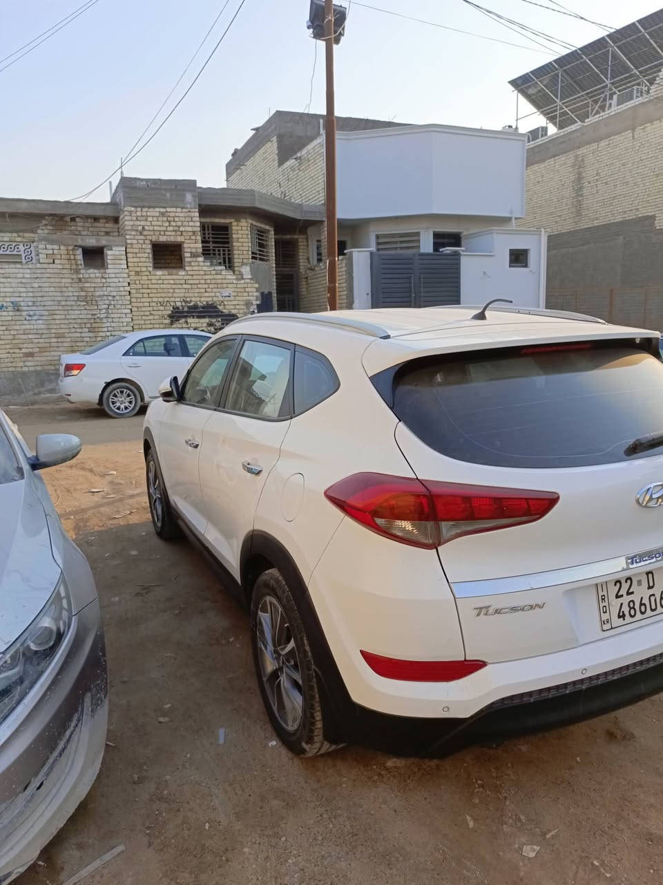 سلام عليكم للبيع
توسان موديل 2018 مكفوله كفاله عامه حته من البارد ماعده كرت بلبنيد اصبعين تكشير صبغ ماشيه 110
شاشه كامره حساسات
تحكمات ستيرن جهتين 
وباقي مواصفاتهة معروفه 
رقم اربيل الجديد سنويه جديده بسم عربي تريد وكاله تريد تحويل سياره مال جناي 
تخم تاير عبوة فيت بم بلكات بخاخات كله جديد اصلي 
حداديه جديده... سعر 188 وبيهة مجال حگ جيتك / ***********
