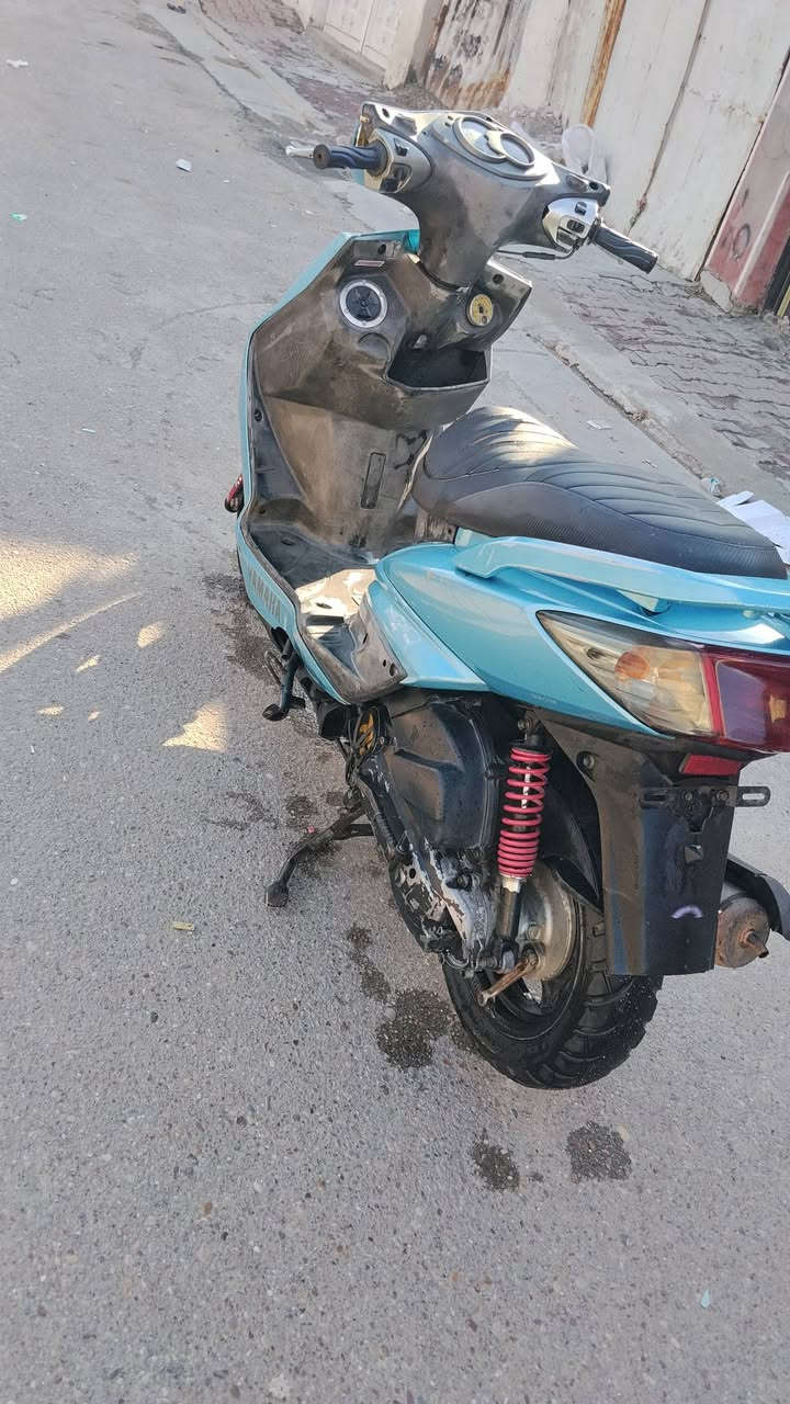 سلام عليكم سكنس فحل للبيع مكينه 58 ونص بلادي وليس تجاري معدل وشلعه طياره دراجه بلاديه بيها نواقص بصيطه نضافتها 100/80 السعر 600وبيها مجال مكاني بغداد الحسينيه رقمي ***********
