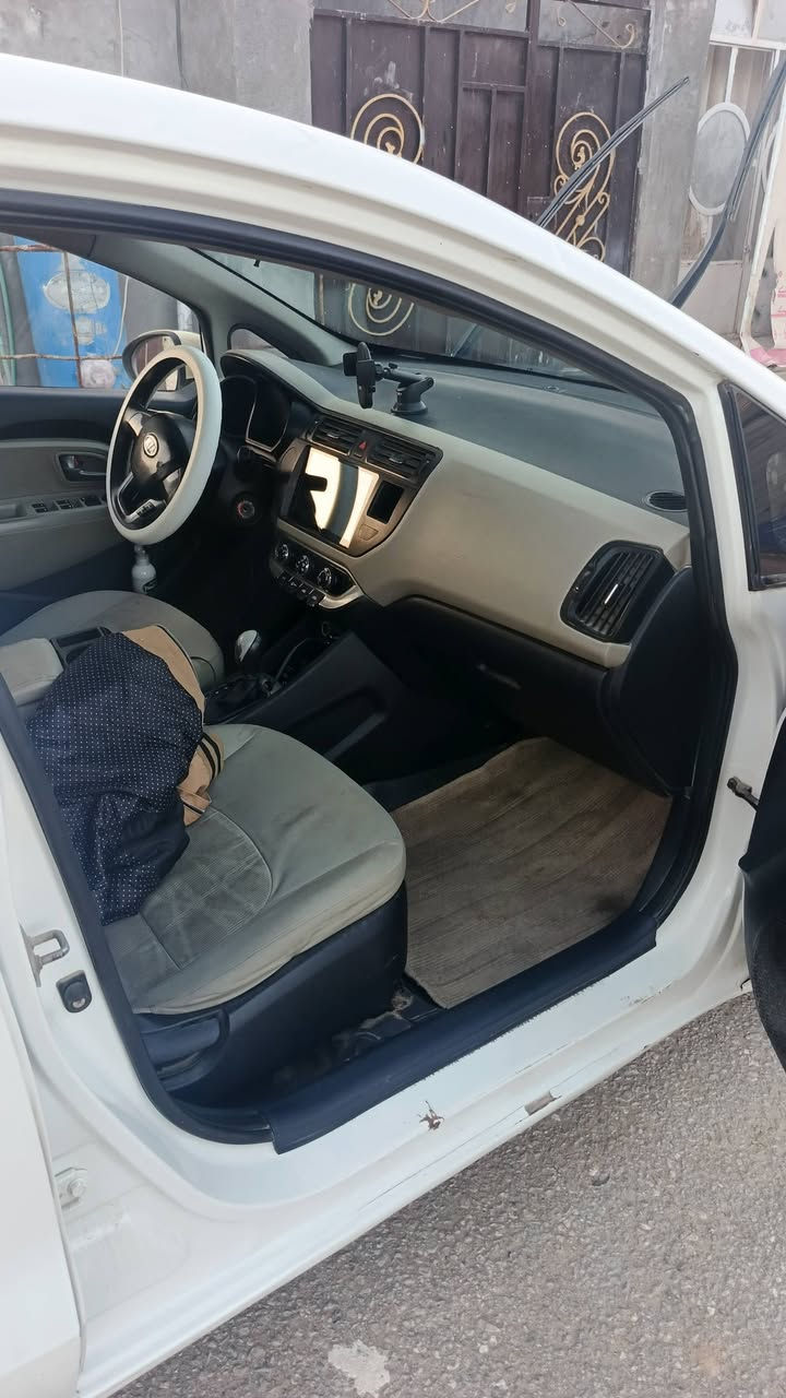 مرخصت المدير
سلام وعليكم 
كياريو 2013خليجي
مكينه1600قطرتين 
بيه جاملغين الخلفي ول امامي
رقم دولي17مثنه مالكه بل حله يريد مداور ضروري
حداديه متوصطه مكينه وكير نضاف تبرين غاز فقط
معمره ومصبوغه عام اضافه تايرات ويل شاشه جدد السياره بنجف السعر75 
***********
تجي تكلب وتفحص وتقتنع والله ومحمد وعلي وياك
