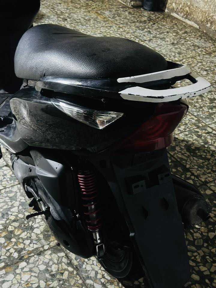 للبيع ماكس ثعلب الدراجه مابيهه اي نقص العنوان بغداد العبيدي السعر 450وبيهه مجال رقم ***********
