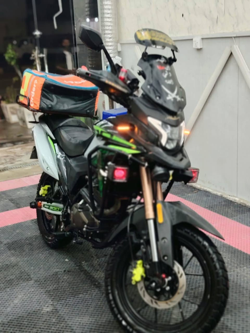 السلام عليكم دايوان دافنجر محرك 300cc موديل 25 رقم اربيل تحويل ثاني يوم كفاله عامه مكينه مامحطوط عليها سبانه كامله مكمله بدون نواقص بيع فقط بدون مراوس مكاني بغداد السيديه السعر 3/250 يعني 3ملايين وربع ***********
