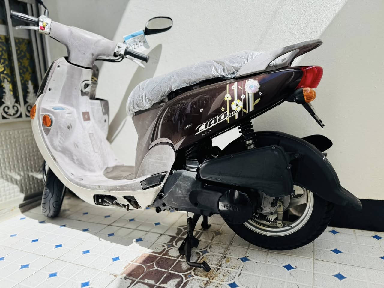 دراجة فلة مال رمبة مكفولة كفالة عامة من كلشي موديل 14 جكمجة  مكينة وكفر وكهربائيات كله ختم واحد دراجة برغي مامفتوح بيه بانزين بس محسن شلعة ومعدل فول *********** العنوان الحبيبية
