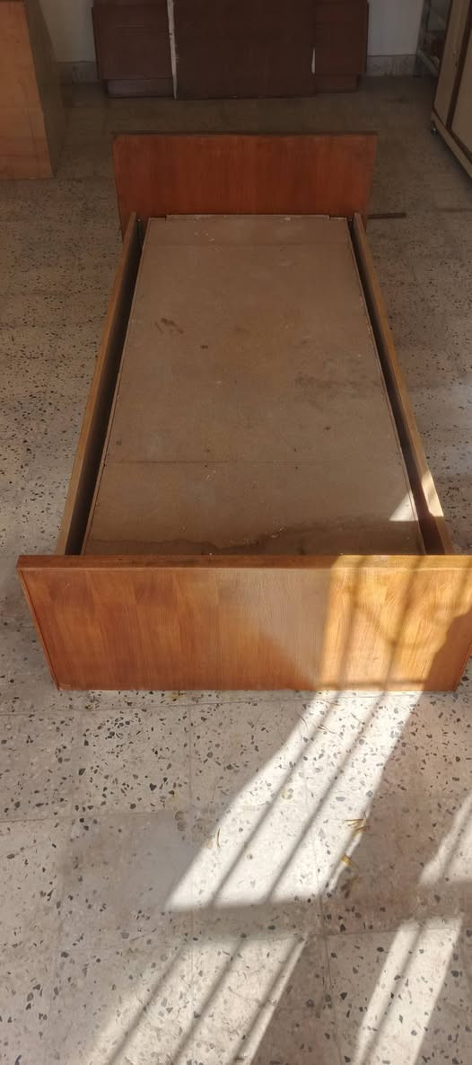 سلام عليكم جربايه ام نفر نضيفه بغداد المشتل قرب سواق فدوه سهر50وبيه مجال شراي خاص او تصل***********بي وتساب
