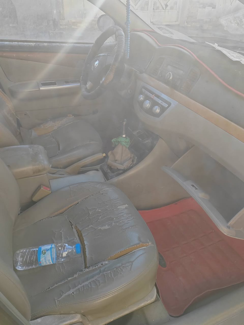 سلام عليكم ليفان موديل 11 رقم كربلاء سنويه لل ٣٠ عنوان واسط الكوت سعر ٢٨ مصفره هيه وغرامات كير مكينه خير من الله بلاد عادي اي استفسار اتصل على ***********
