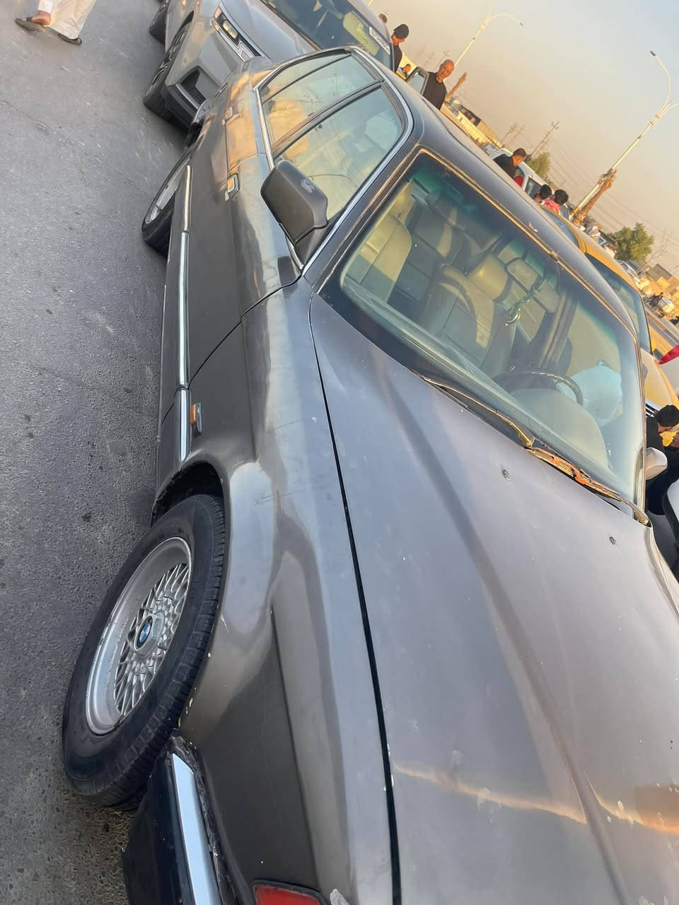 السلام عليكم 
سياره BMW موديل 90 رقم مثنى كير تماتيك ومحرك بلاد  مفتوح مو مسكر حداديه نقص تبريد بس السعر 37 وبيه مجال ***********

