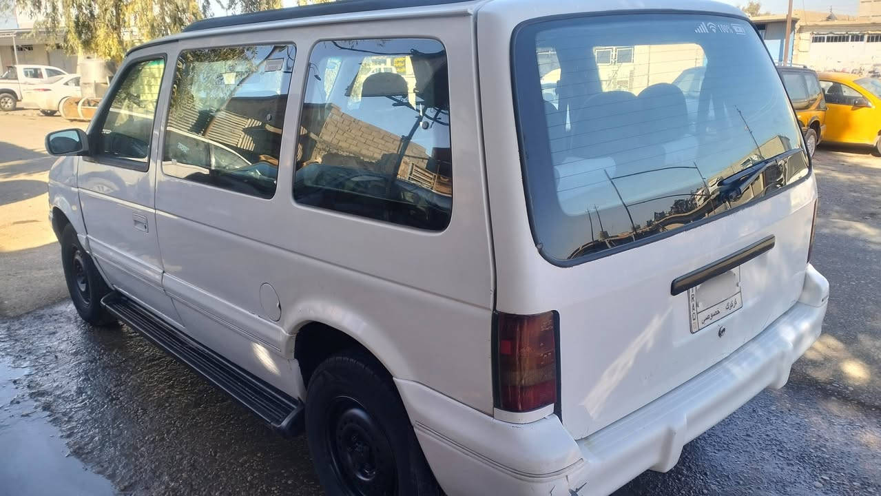 سلام عليكم كليزر رقم كركوك مشروع محرك كالوبر 1994سعر 34 عنوان كركوك ***********
