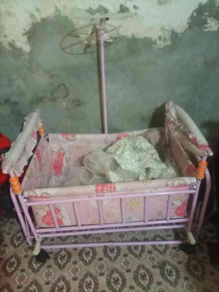 سلام عليكم حاب يشتري هذن غراض يجي واتساب برخص  ***********
