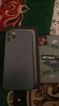 ايفون ١١ برو ماكس • ٢٥٦ • بطارية ٧٦%