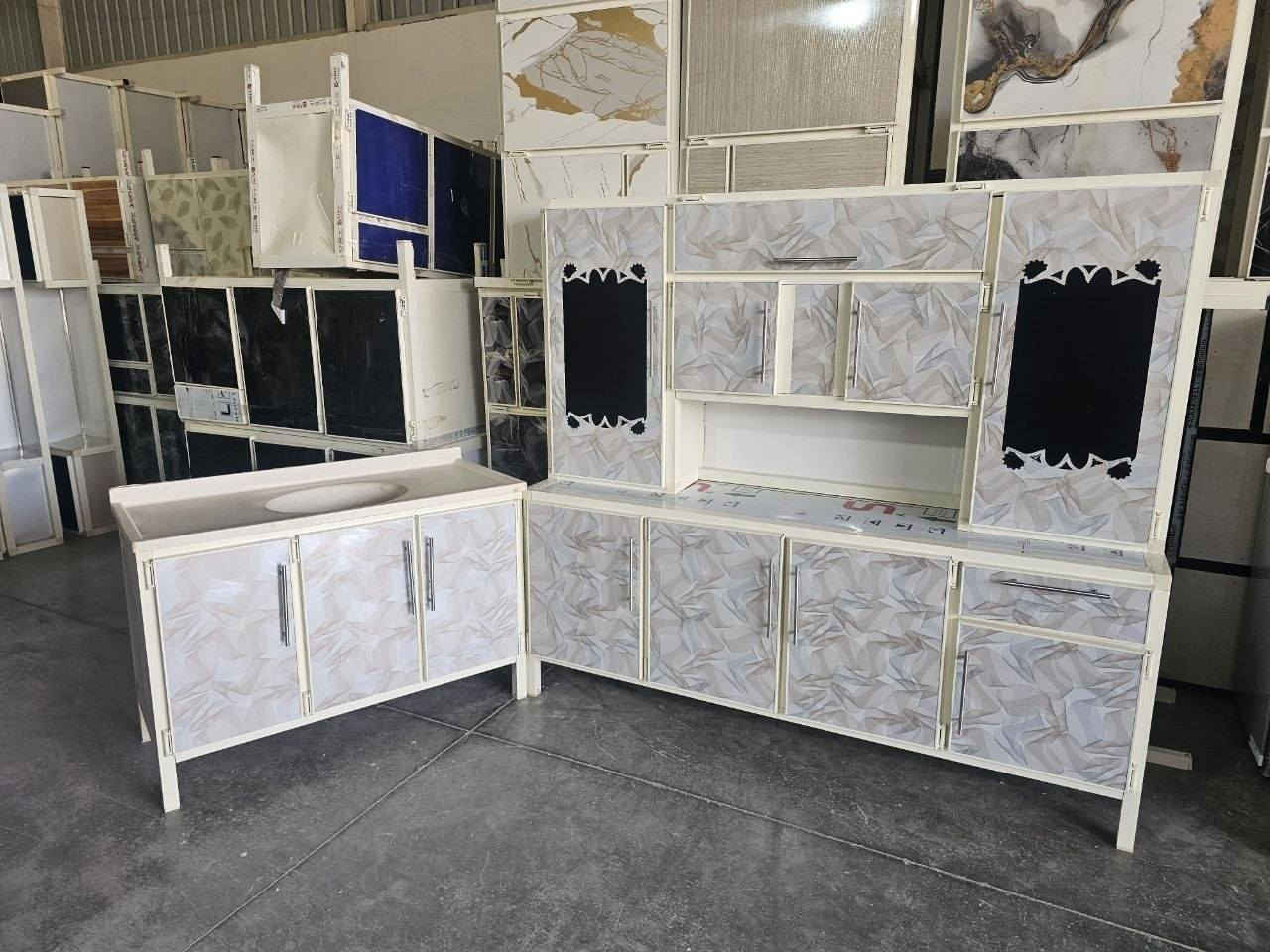 ما عليك بس  احجز والطلب يوصل لباب بيتك 🤗🌹🤗..
كاونتر ارضي وملحق مترين  مع  سنك متر و20 مرمر
💥 (المنيوم سوكي)💥

كاونتر مترين ارضي وملحق مع سنك متر و٢٠ مرمر . 

♥️♥️السعر 325/ الف♥️♥️

التوصيل🚚🚚
التوصيل 🚚🚚
بغداد داخل  مجاني

15 /اطراف  بغداد 

15//رمادي +فلوجه + كربلاء +بابل

25// مركز واسط  
50//أطراف واسط
25 /الديوانيه +النجف
35//ديالى
35//صلاح الدين مركز
50///صلاح الدين اطراف
35/ السماوه+  الناصريه+  العماره + البصره

🔴🔴🔴🔴🔴🔴🔴🔴🔴🔴🔴


**إذا كنت صاحب هذا الإعلان وتريد حذفه لأي سبب، رجاءا أرسل رسالة إلى الدعم الفني**