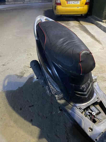 @إشارة السلام عليكم شباب دراجه نامس عدله ٢٠٠٧دراجه مكينه 55دراجه كفراته بلاد دراجه دك 110مثل مي شلعه شك الكاع ومعدل خير من الله تشغيلته سلف هندر باي ساعه دراجه اي نقص مابيه تاخذه تترحملي بيه هورن اشاير سكنات كله شغال بك لايت شغال السعر خاص مكاني بغداد الشعله مقابيل مطعم جكن دي ***********
