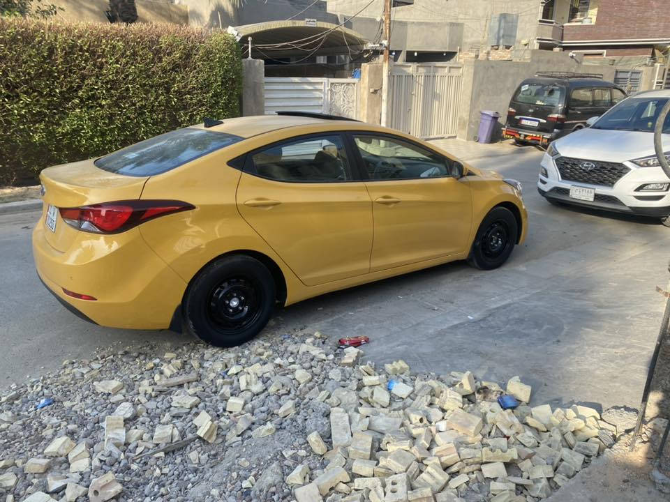 سلام عليكم النترا موديل 2014 شكل 2016 
للبيع معمره جديد من صبغ تايرات صدر امامي خلفي
سلايت فتحة سقف سعر 105 ***********
