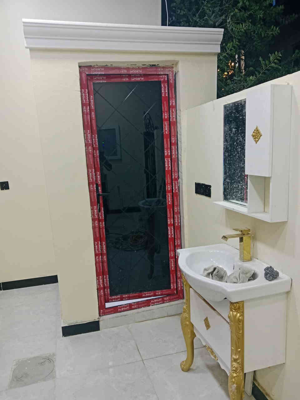 #بيت_للبيع_الجميع بيت مساحة 100م واجهه 6.25 نزال 16 بناء درجة اولى سند 25 تنازل شركة .. الدورة البوعيثة مجمع العدل للأستفسار *********** متوفر واتساب
