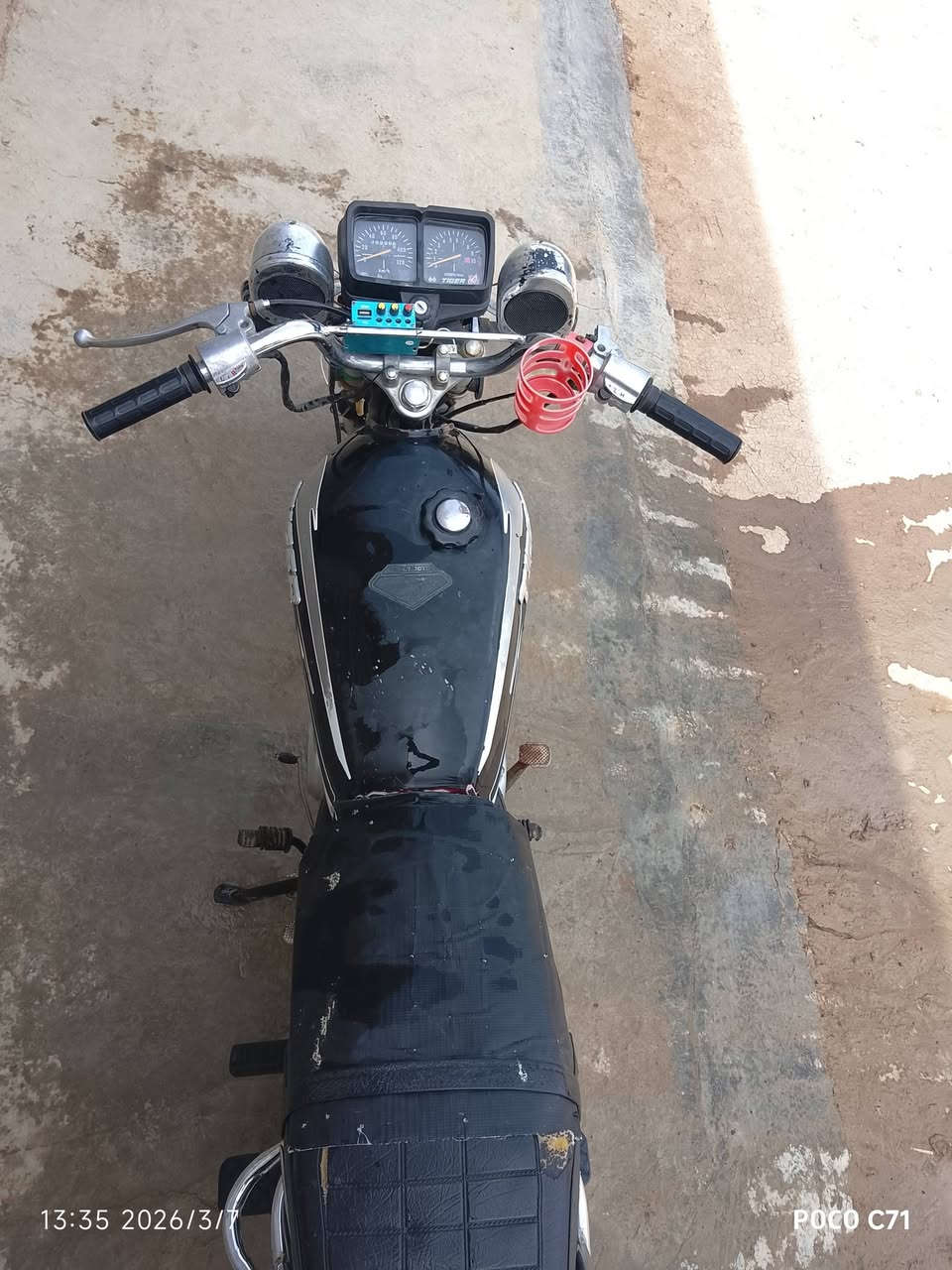 دراجه لبيع مديل 22كلك كلك كلك كهربائيات كلها شغاله دراجه كامله عوزها بس الشفت مال الهندر المكان بابل الحمزه الغربي الخميسيه السعر 375 وبيها مجال***********
