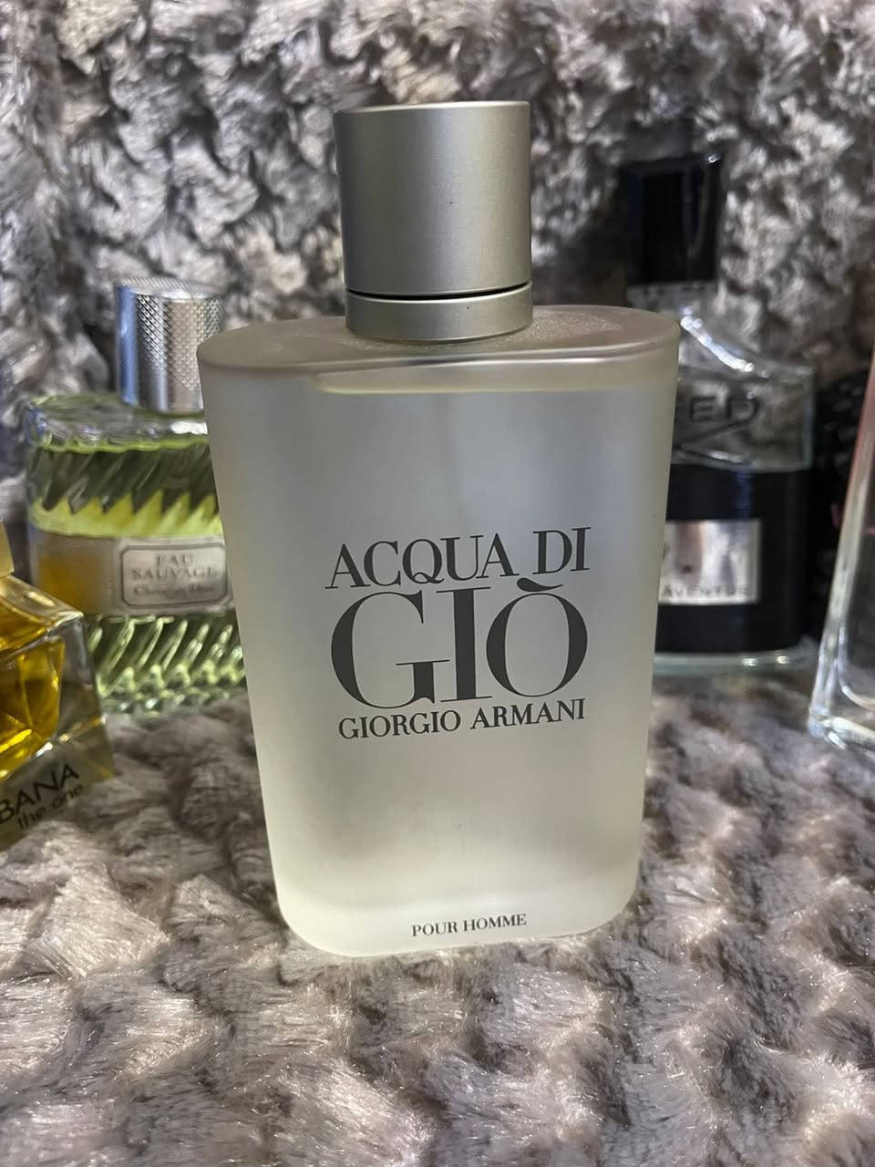 السلام عليكم عطور مستخدمه  بدون غلاف
السعر داخل السور


**إذا كنت صاحب هذا الإعلان وتريد حذفه لأي سبب، رجاءا أرسل رسالة إلى الدعم الفني**