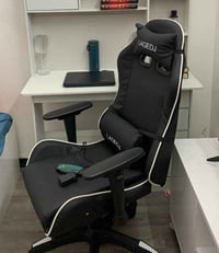 كرسي جيمينج • مساج هزاز • ٥ عجلات