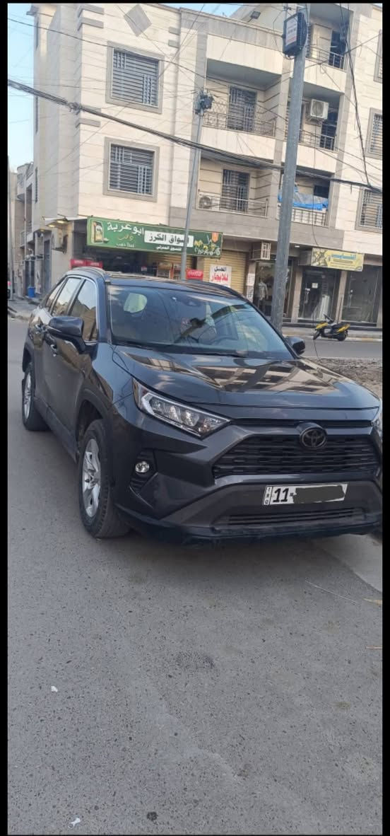 للبيع فقط
#كروب ـ راف ـ فور 
#راف ـ فور 
موديل 2019 وارد امريكي رقم بغداد مشروع وطني 
محرك 2500 ـ بانزين فقط 
مواصفات ال LE المعروفة 
ثلاث أنظمة قيادة ايكو ونورمال وسبورت 
كامرة خلفية 
رادار أمامي
تحديد مسار ومثبت سرعة 
هاند بريك دكمة اوتو هولد
ماشية 137km الف 
حادثهة صور موجودة مع رقم الشاصي 
كير محرك مكفول 
صدر تبريد كله جاهز 
السيارة عليها سيرفس كامل من دهن وفلاتر وميكانيك ومواد اصلية 
السيارة بدون اي نقص جاهزة 100٪
ملاحظة السيارة على أيدي 
السعر 188 ورقة 
مكان السيارة ـ بغداد ـ منطقة الغدير
‏‪0770 661 2053‬‏
