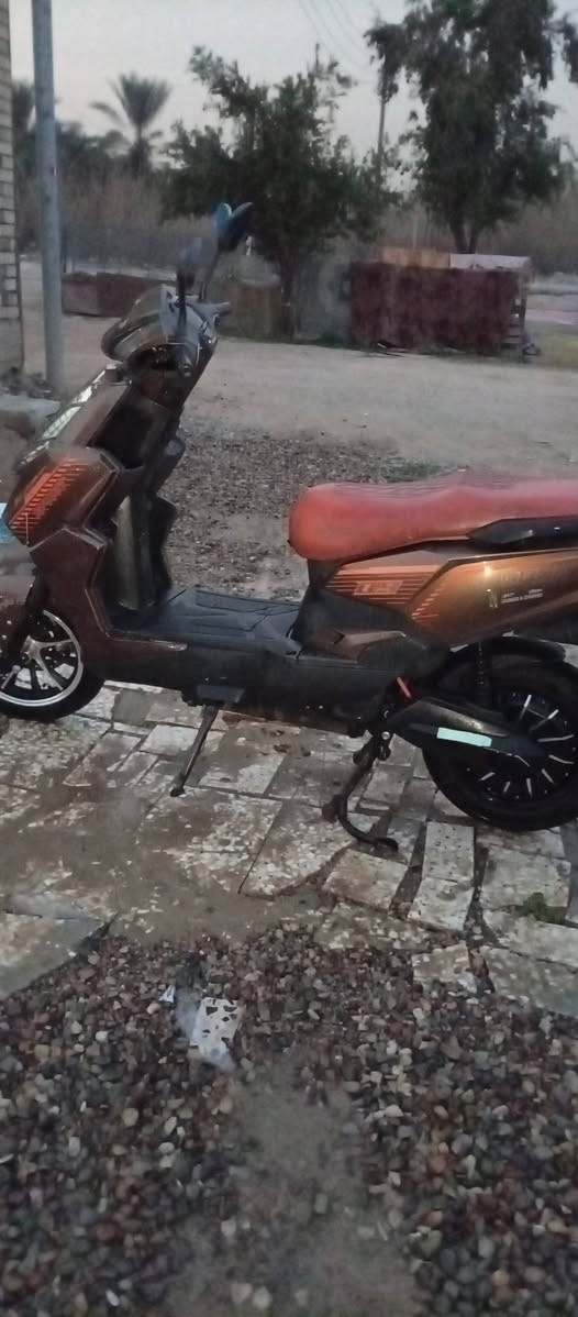 السلام عليكم دراجه شحن للبيع
صارلي 3 اشهر نشتريها 

سرعه 100 

اربع نمر 

دبل اشاره

6 بطاريات 

صندوق كبير 

بركات دسكات 

لايت عالي وناصي

زوج مرايه جانبيه 

زوج تايرات قبل اسبوع مبدل 

السعر 900 وبيها مجال للشراي

مكاني بغداد للاستفسار ادخل خاص او الرقم *********** واتساب فقط
