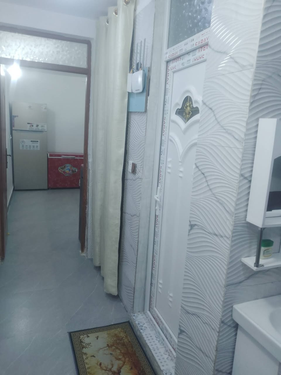 بيت للبيع طابو ملك صرف منطقة الانتصار مقابيل مستشفى حماد شهاب
التفاصيل ....

- يحتوي على ثلاث غرف نوم واستقبال ومطبخ وخدمات 

- مساحته 75 متر 

- بيت كلش نضيف 

- مجاري كهرباء ماء 

- موقع مميز وجميل

- السعر 71 وقابل لتفاوض 

- لاستفسار اتصل بنا 

***********
