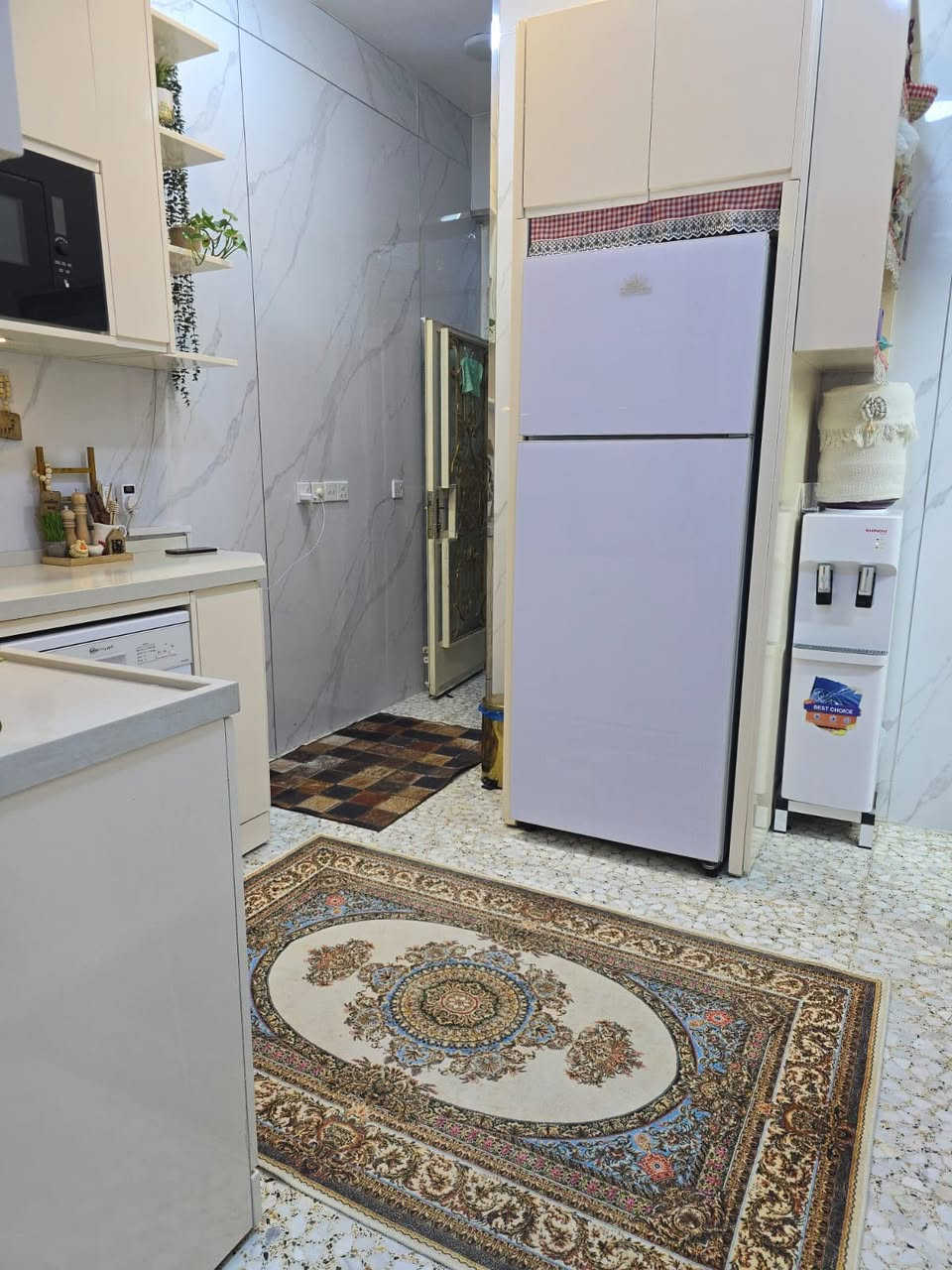 بيت للبيع طابو صرف  100م واجهية5نزال20
مكان الزعفرانية حي الامانة رقم القطعة 495
السعر 140بي مجال قليل 
الاستفسار 
***********
يتكون من طابقين
طابق الاول
ستقبال
مطبخ
صالة
صحيات
غرفة نوم
طابق الثاني 
غرفة نوم 
صحيات
