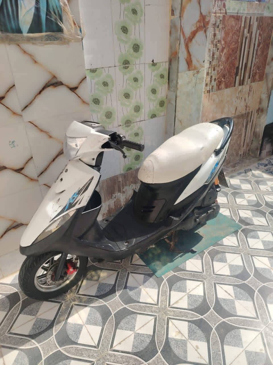 سلام عليكم ماكس عدله   معرؤضه 700دراجه  مكفؤله كفاله عامه نكره باي ؤقت  كهربايات كيجات كلهه شغاله ؤيل كب بيهه  اتصل علرقم ؤتدلل مكلف بنشر مكانهه البصره شراي اتصل عرقم ؤتدلل ***********

