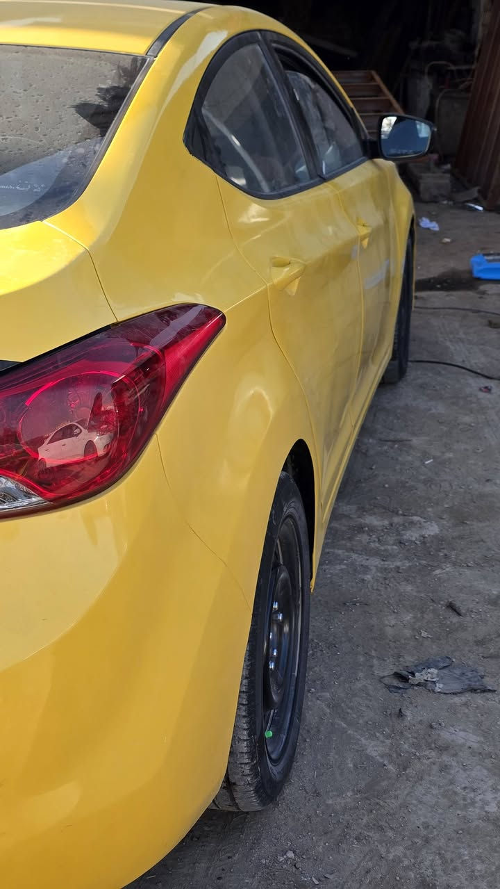 النترا ١١ جاملغ وبنيد
حله المركز تبريد شغال
 سياره عضمته احلى من الصوره 
حداديه نص عمر 
سعر ٩٤
***********
