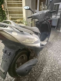 دراجه للبيع الاتصال  07882999701 مكاني بغداد